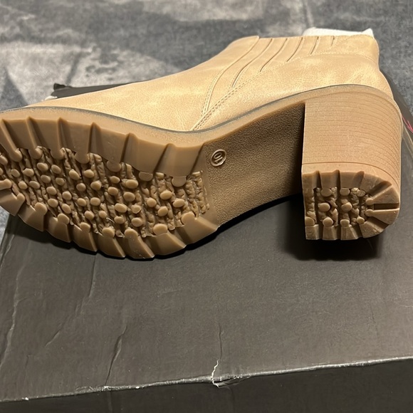 Brand new Corkys pecan pie healed bootie - Picture 3 of 5